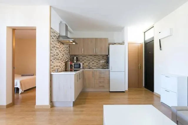 Primavera Tenerife Costa Del Silencio